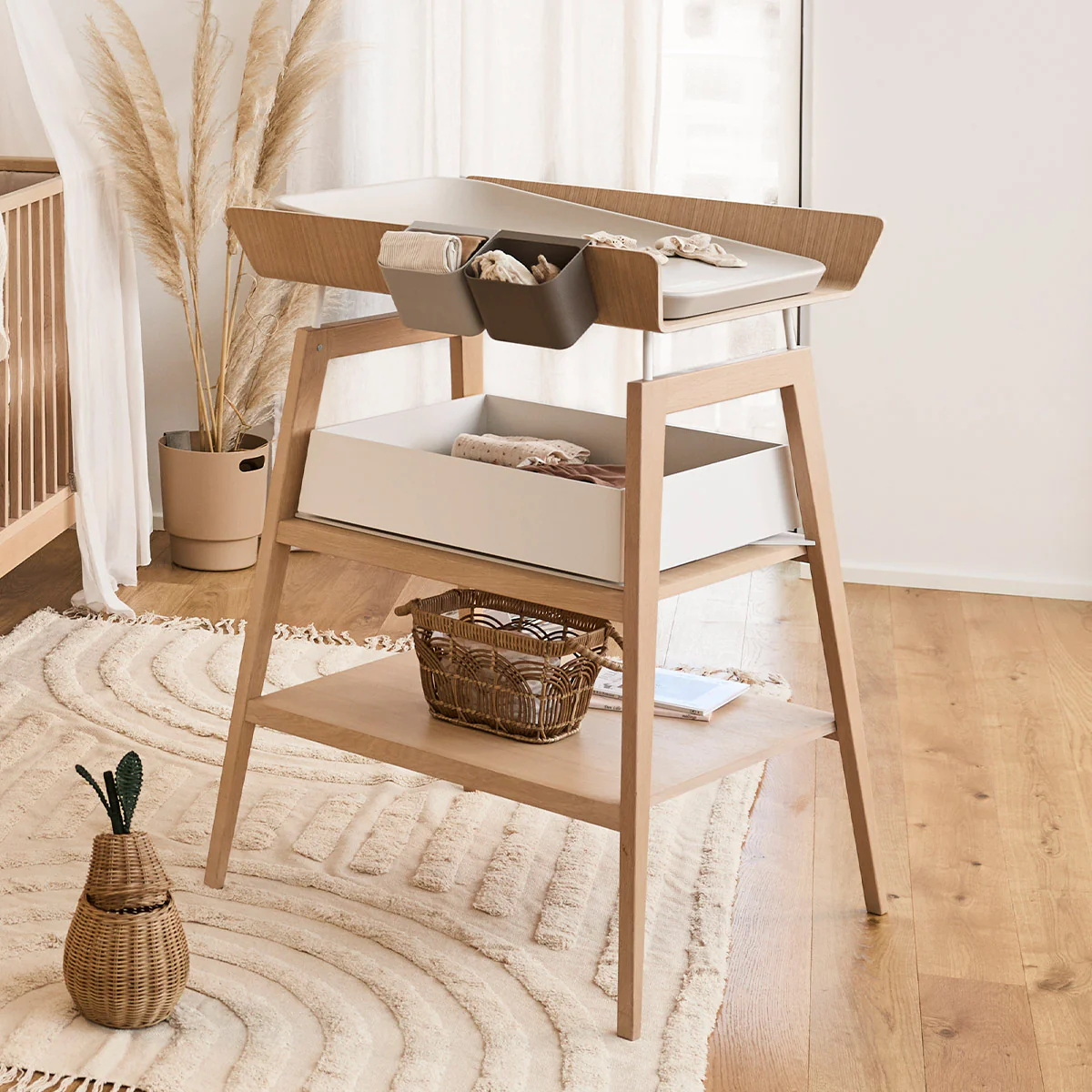Linea™ Wickeltisch mit Schaumstoffpolster - Image 4