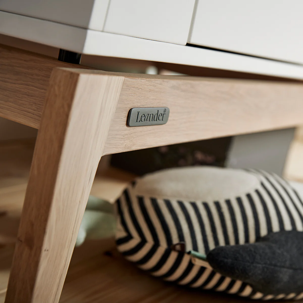 Luna™ Kleiderschrank klein, white/oak - Image 4